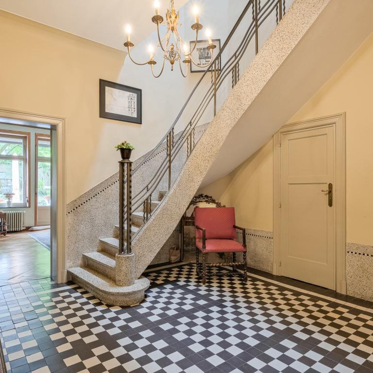 Lotz/Cavell: Superbe maison 9 chambres avec jardin 