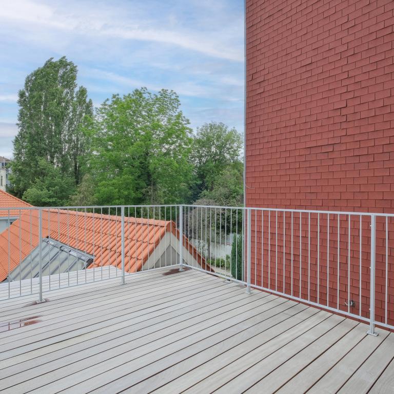 Chatelain/Tenbosch - Lumineux triplex de ± 185 m² + terrasse