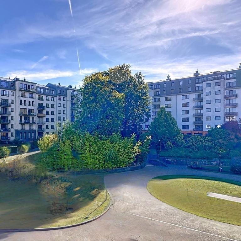 Flagey / Et. Ixelles : Bel appartement récent 3 chambres