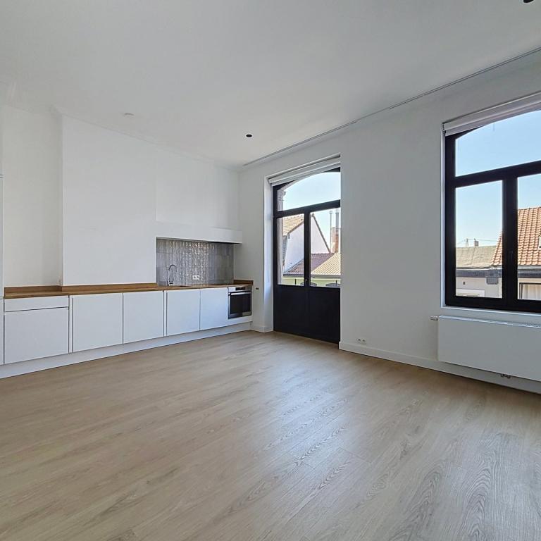 Sablon : Somptueux appartement remis à neuf + terrasse