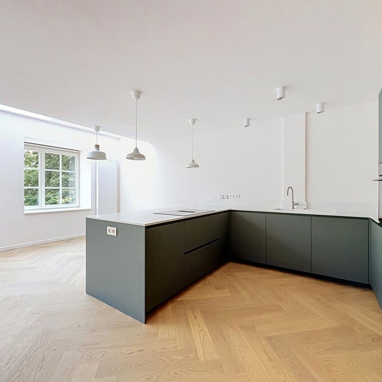 Churchill : Superbe duplex penthouse neuf + terrasse