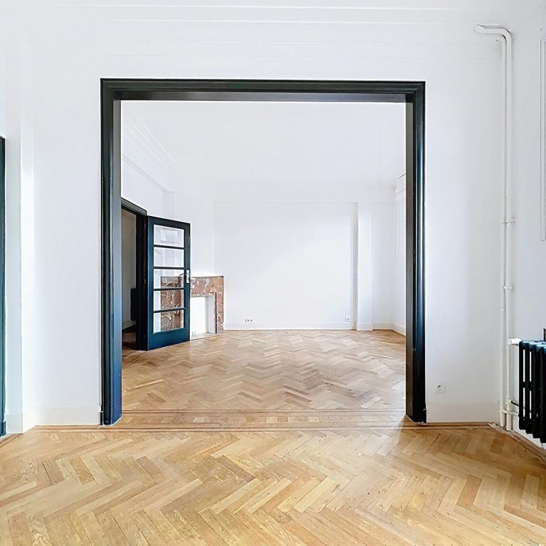 Botanique : Superbe appartement de 2 chambres + balcon