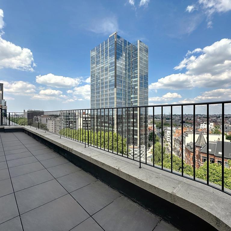 Louise : Prestigieux appartement 3 chambres avec terrasse
