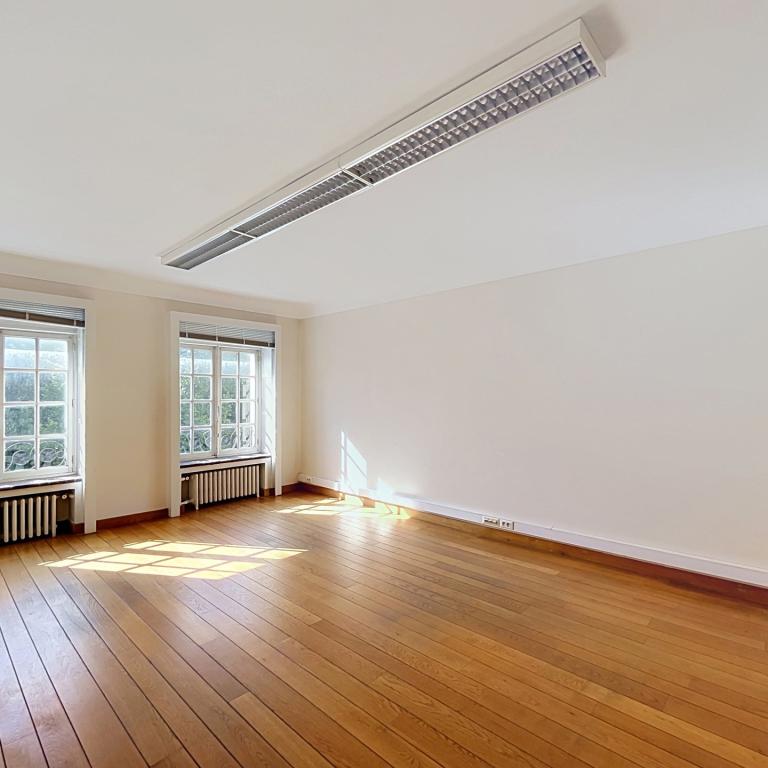 Quartier Royal : Bel espace de bureau