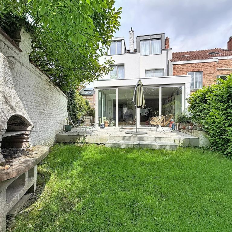 Parvis Saint-Pierre : Magnifique maison rénovée PEB B-
