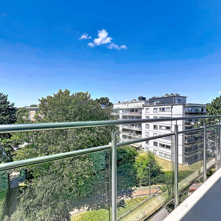 Lumineux appartement 3 chambres avec terrasse
