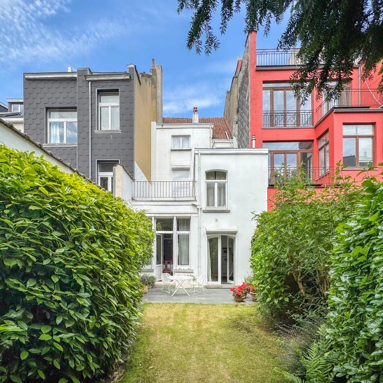 Brugmann/Molière,  charmante maison, 4 chambres +  jardin