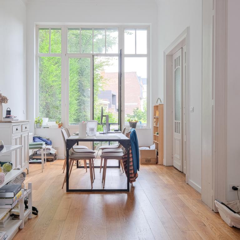 Place Brugmann - Magnifique immeuble de rapport (4unités).