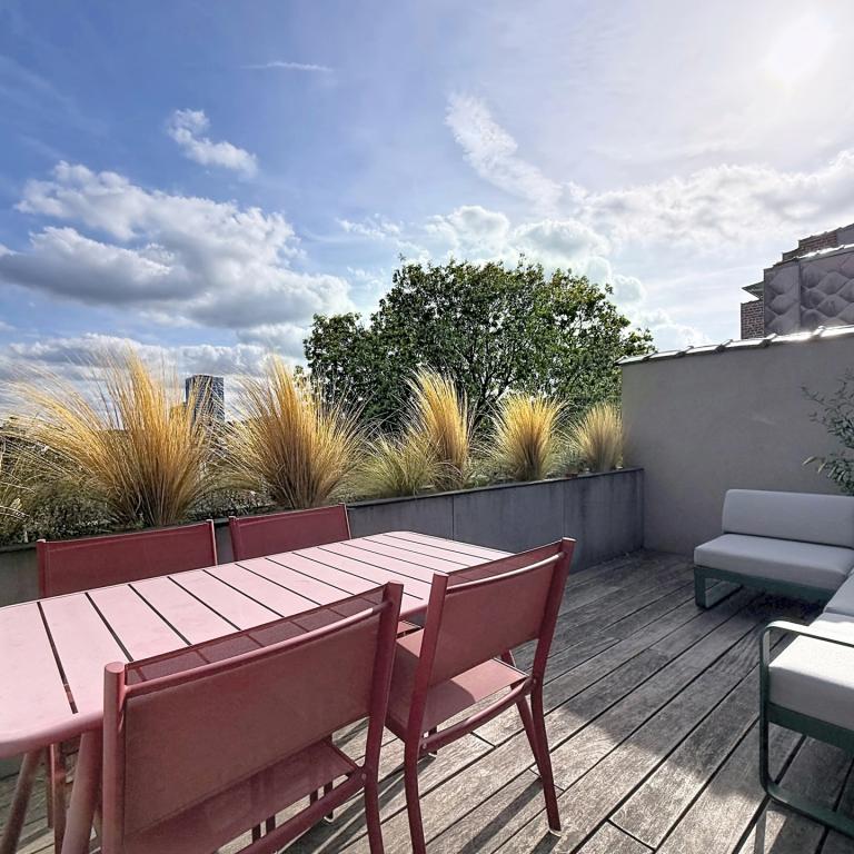 Flagey / Louise - Superbe duplex penthouse + terrasse !