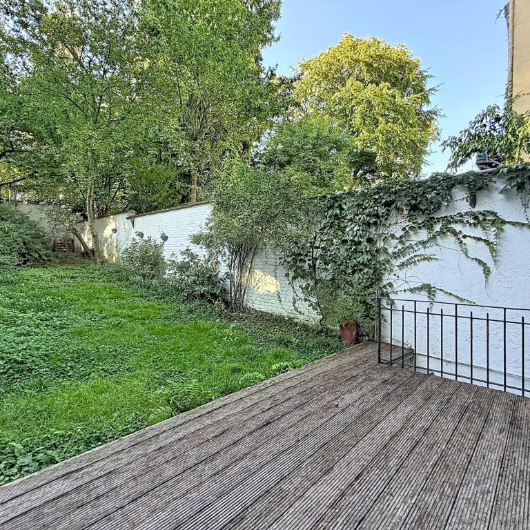 Quartier Brugmann : Duplex 2 chambres avec grand jardin 