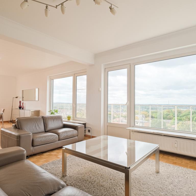 Uccle: Magnifique Penthouse 4 chambres, terrasses, garage