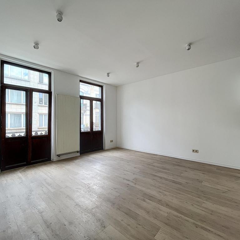 QUARTIER CHATELAIN : Magnifique triplex entièrement rénové