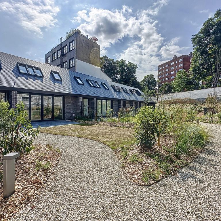 VDK Housing : Jolie maison neuve 1 chambre + jardin Ouest