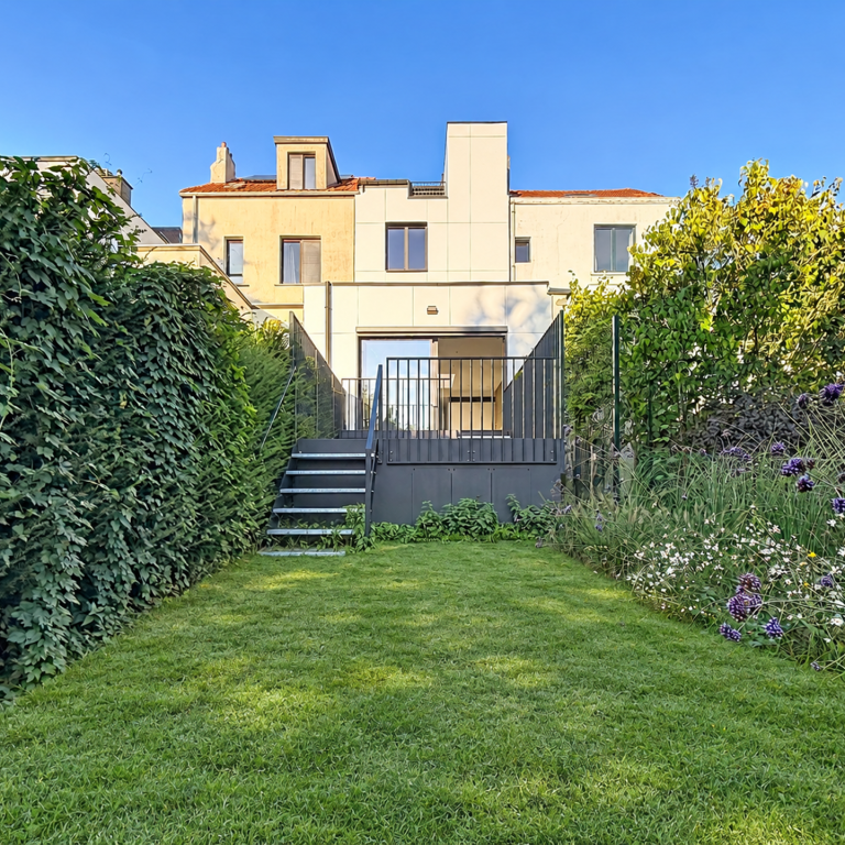 Uccle : Maison 5 chambres entièrement rénovée + jardin !