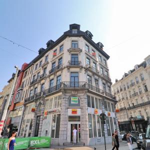 SOUS OFFRE! Anspach : appartement 2 chambres en bon état