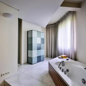 Appart de prestige ± 420 m² dans joli parc quartier Fort Jaco