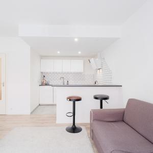 Sous compromis - Quartier Schuman - Lumineux studio rénové