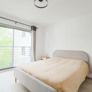 SOUS OFFRE  !! Place Brugmann - Chatelain, appartement 3 chbr - terrasse