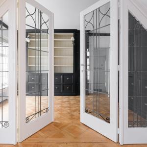 SOUS OFFRE !! Pl. Brugmann/ Molière: Superbe maison 5 chambres+ dépendance
