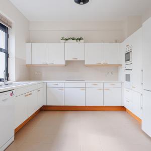 SOUS OFFRE !! Parc Brugmann: Magnifique appart. 3 chambres avec terrasse