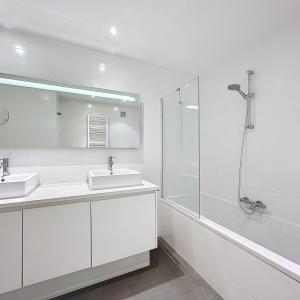 Louise : Prestigieux appartement 3 chambres avec terrasse