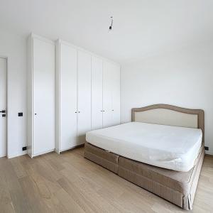 Louise : Appartement de prestige 3 ch. meublé + terrasse S/O