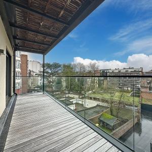 Louise : Appartement de prestige 3 ch. meublé + terrasse S/O