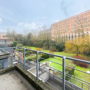 SOUS OFFRE !! Langeveld/ Floride : Bel appartement 2 chambres + terrasse