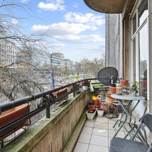 SOUS OFFRE Quartier EU: appartement de standing, terrasse, garage box