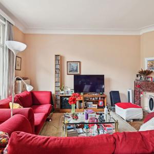 SOUS OFFRE Quartier EU: appartement de standing, terrasse, garage box