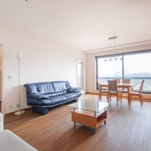 SOUS COMPROMIS ! Quartier Européen: Lumineux appartement 2 ch 
