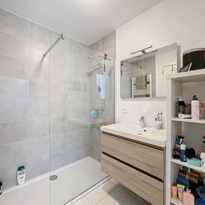 Erasme : Appartement neuf 1 chambre avec jardin 