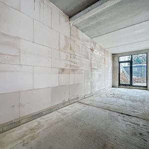 VDK Housing : Beau RDC commercial CASCO