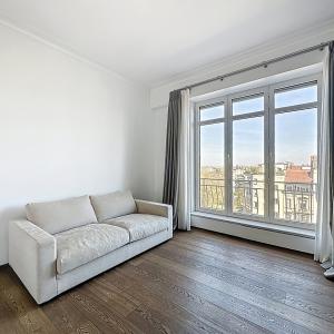 Louise/Cambre: Somptueux appartement meublé 3 ch. + terrasse