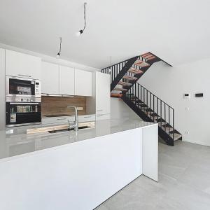 VDK Housing : Jolie maison neuve 1 chambre + jardin Ouest