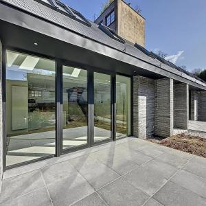 VDK Housing : Jolie maison neuve 1 chambre + jardin Ouest