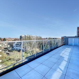 Quartier Européen : Penthouse 3 chambres avec 2 terrasses