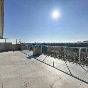 Quartier Européen : Penthouse 3 chambres avec 2 terrasses