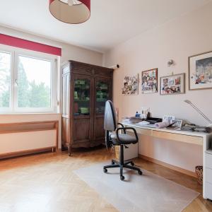 SOUS OFFRE !! Sapinière : Superbe maison 4 chambres, bureau + beau jardin 