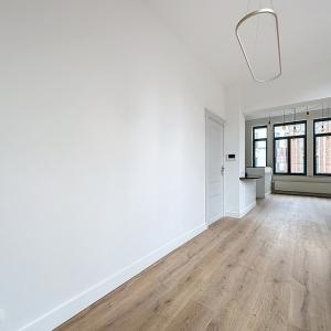 Sablon : Sublime appartement triplex penthouse remis à neuf