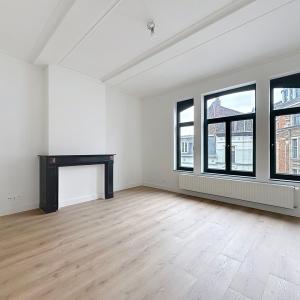 Sablon : Sublime appartement triplex penthouse remis à neuf