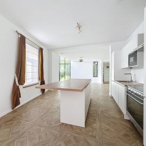 Etangs de Boitsfort : Magnifique maison 3 façades + jardin