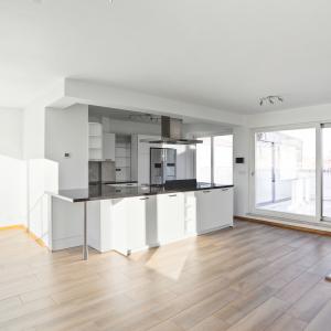 Boondael: Beau penthouse 3 chambres, bureau & 3 terrasses