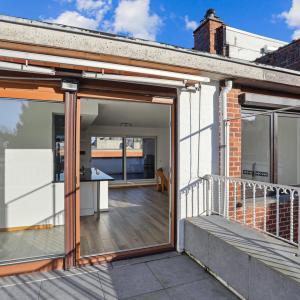 Boondael: Beau penthouse 3 chambres, bureau & 3 terrasses