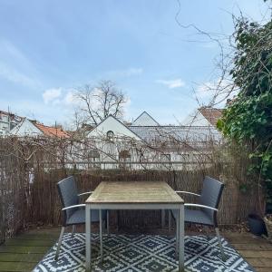 SOUS OFFRE !! Châtelain : Magnifique appartement de caractère + terrasse