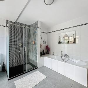 Dieweg : Superbe duplex penthouse + terrasse + parking
