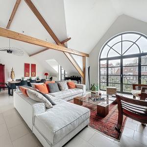 Dieweg : Superbe duplex penthouse + terrasse + parking