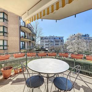 Observatoire : Superbe appartement 2 ch.avec terasse Sud