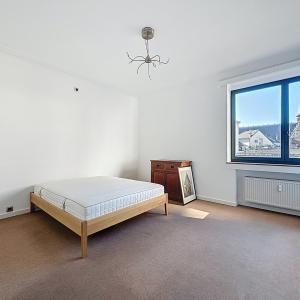 Petit Sablon : Charmant appartement meublé de 2 CH. + balcon