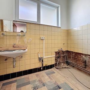 Molière/Alsemberg, ravissant appartement 2ch à rénover
